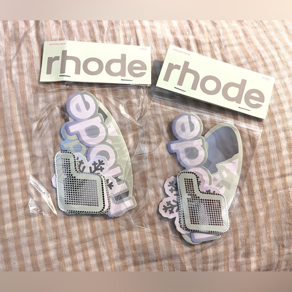 Rhode Limited Edition Winter Sticker Packs ❄️ - Picture 2 of 3